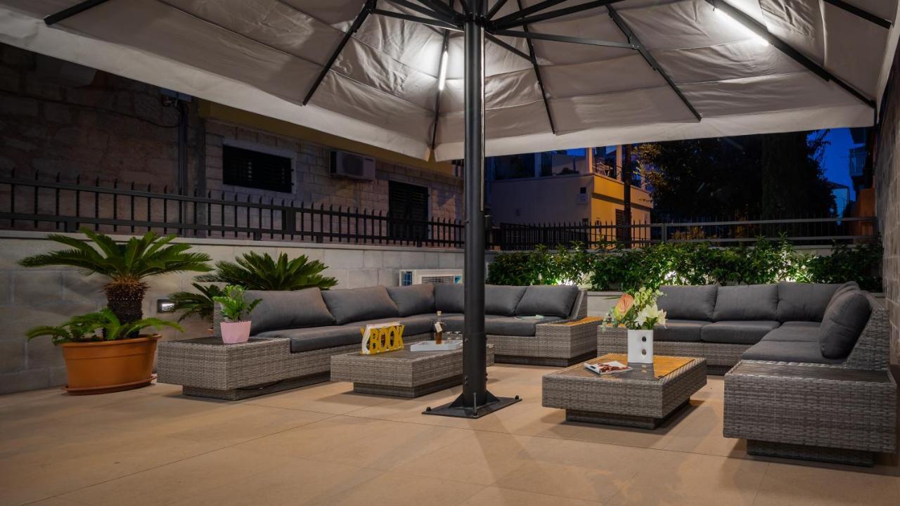 Mediterra Residence สปลิท ภายนอก รูปภาพ